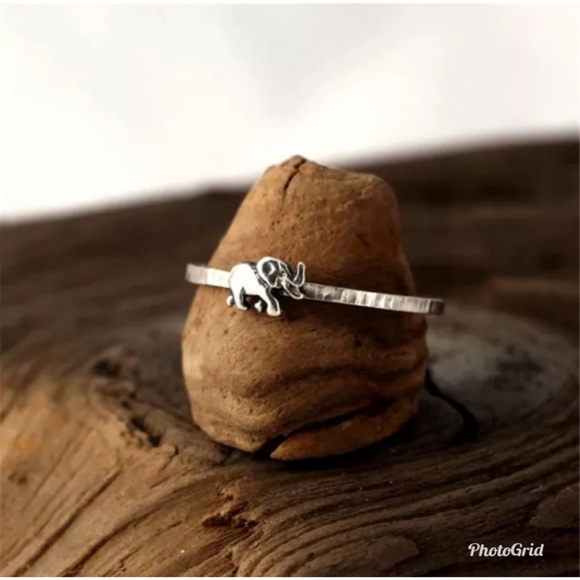 Lovely Elephant Rings for Women Holiday Ring - Picture 3 of 8